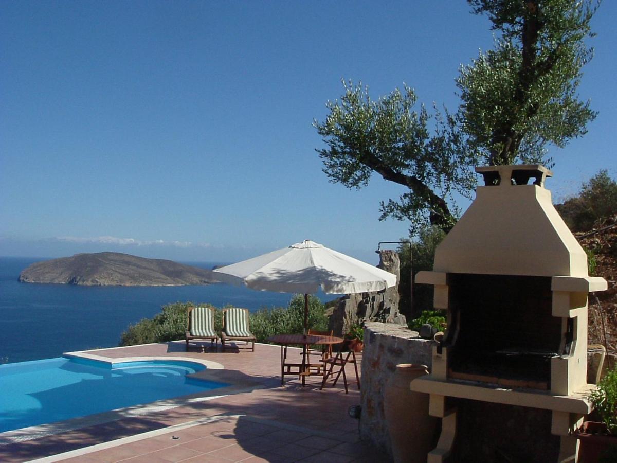 Villa Lir Tholos  Buitenkant foto