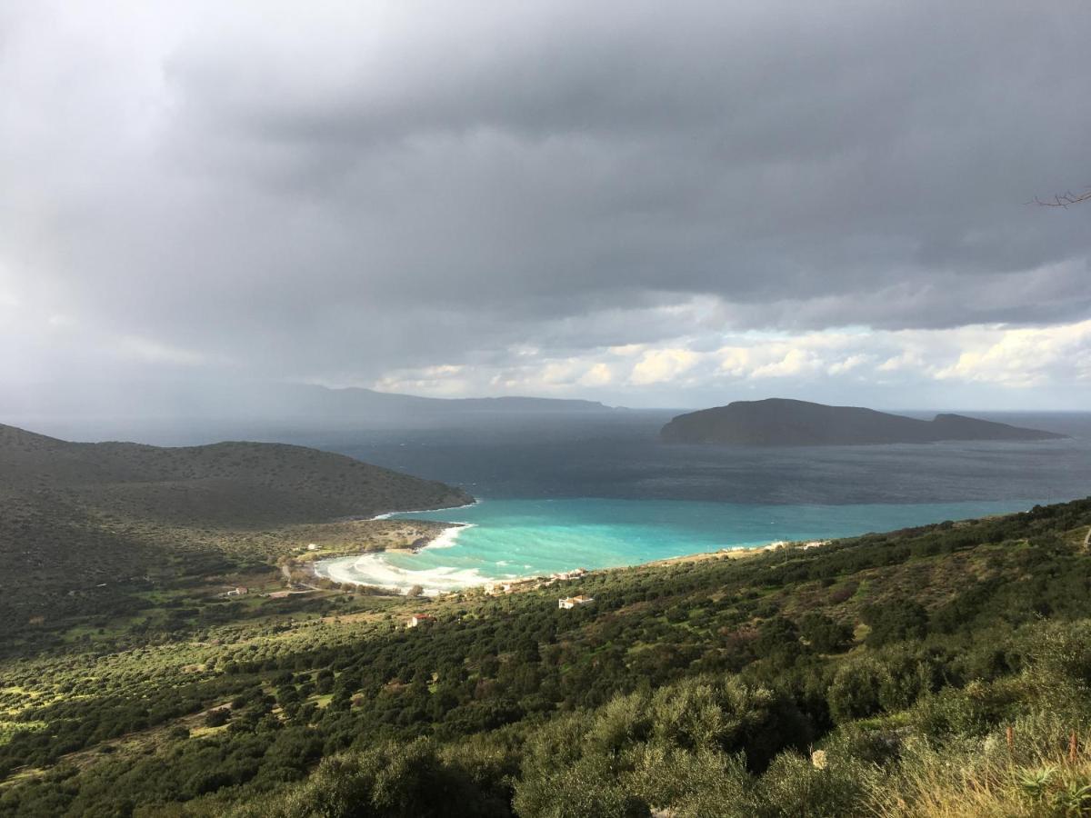 Villa Lir Tholos  Buitenkant foto