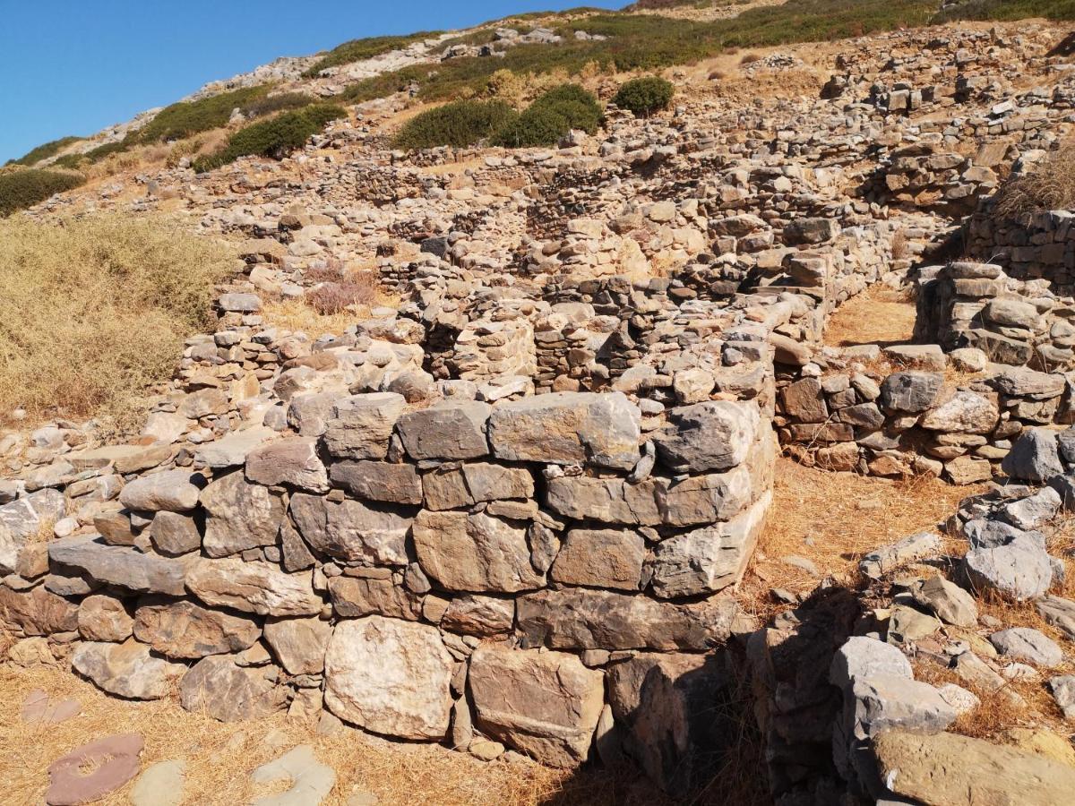 Villa Lir Tholos  Buitenkant foto