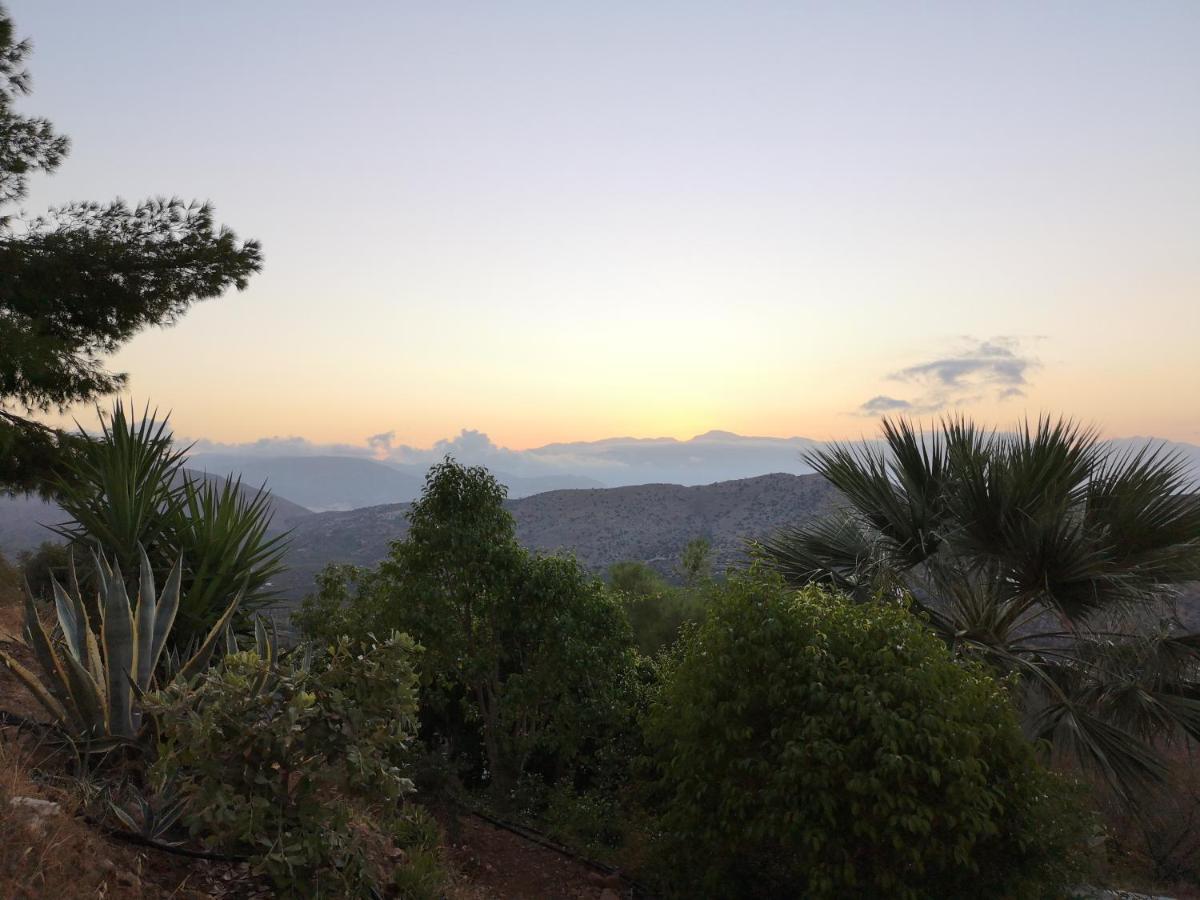 Villa Lir Tholos  Buitenkant foto
