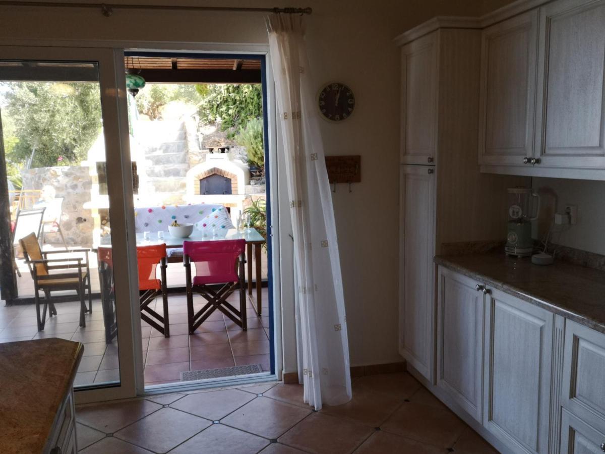 Villa Lir Tholos  Buitenkant foto